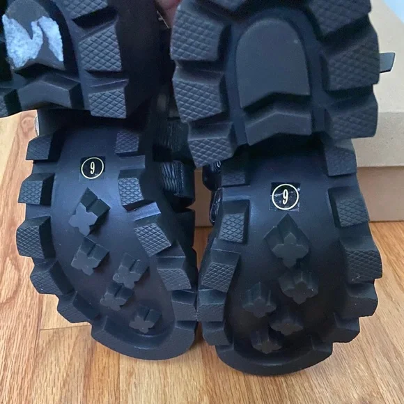 New Steve Madden Cosmic Black Lug Platform Sandal size 6 - Picture 4 of 15